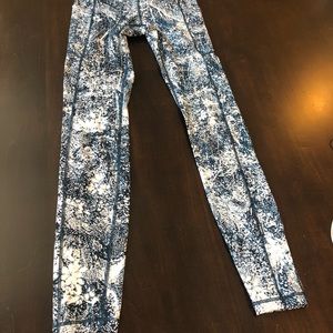 Lululemon leggings